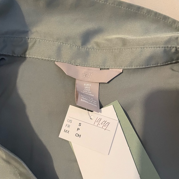 H&M blouse - Picture 5 of 5